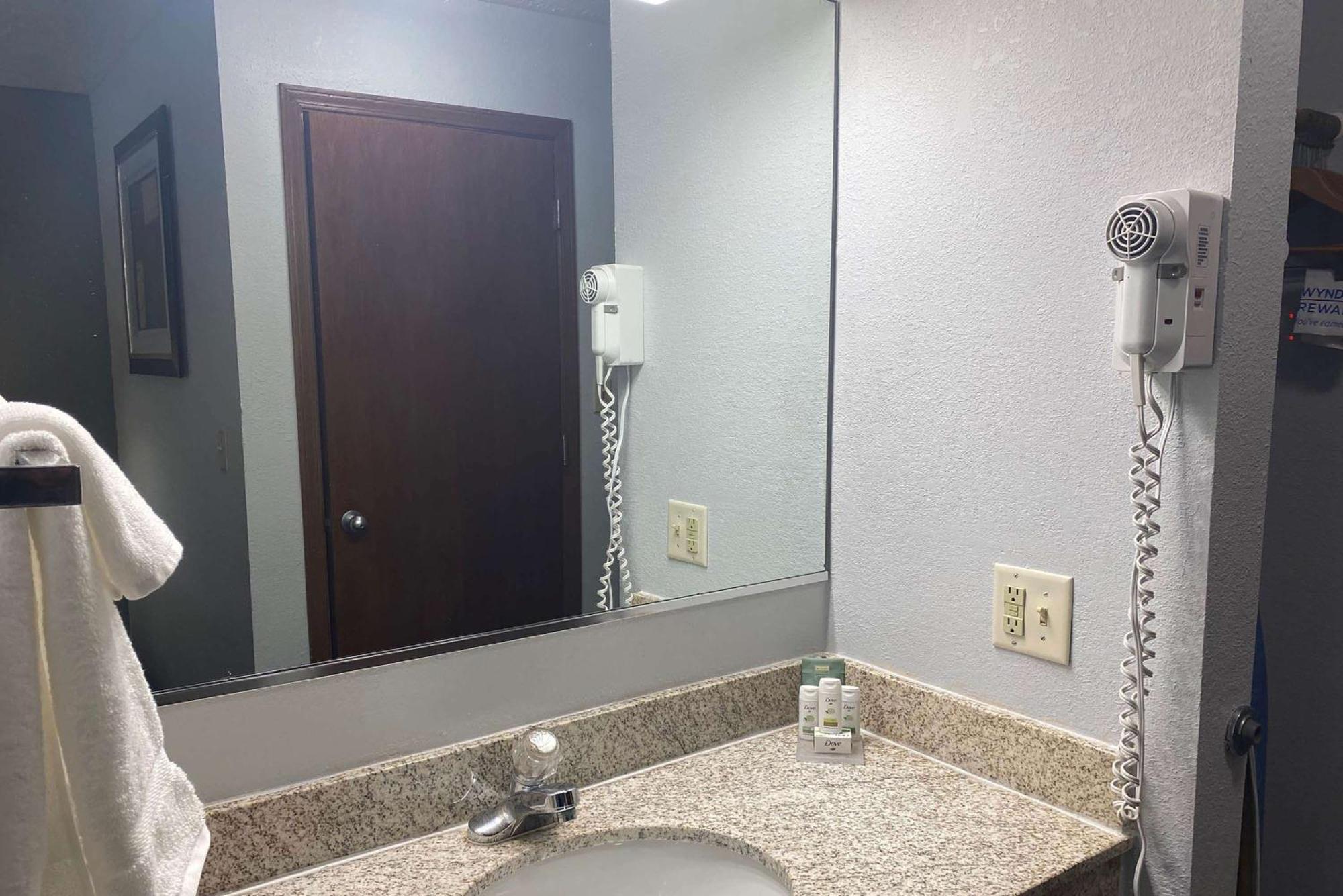 Baymont By Wyndham Danville Il מראה חיצוני תמונה