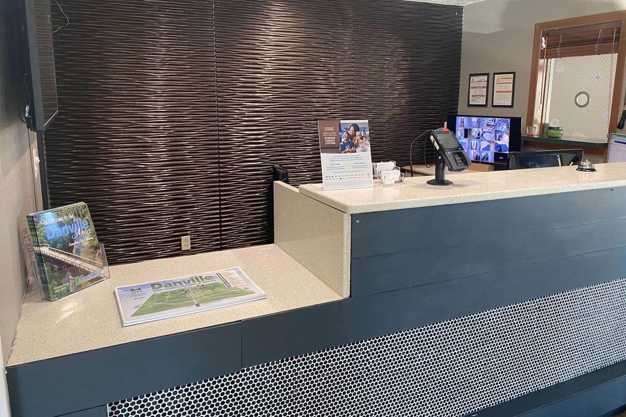 Baymont By Wyndham Danville Il מראה חיצוני תמונה